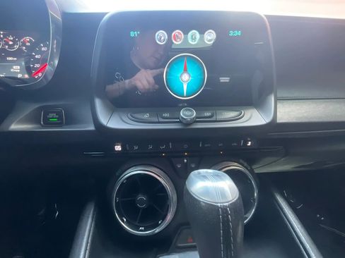 Used 2018 Chevrolet Camaro SS RWD image 36