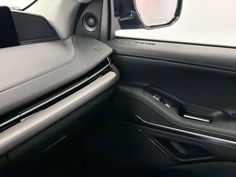 New 2026 Lincoln Navigator L Premier AWD/4WD image 35