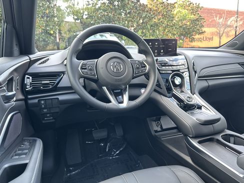 New 2025 Acura RDX SH-AWD image 15