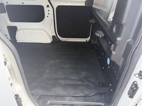 Used 2021 Nissan NV200 SV w/ Back Door Glass Package image 12