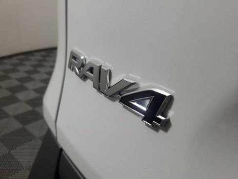 Used 2025 Toyota RAV4 XLE Premium w/ Weather Package FWD image 7