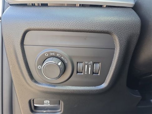 New 2026 Jeep Grand Cherokee Laredo X image 25