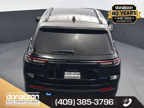 New 2024 Jeep Grand Cherokee Trailhawk w/ Advanced Protech Group II image 38