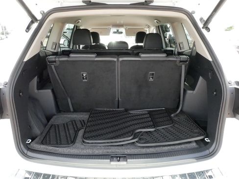 Certified 2023 Volkswagen Atlas SE AWD/4WD image 18