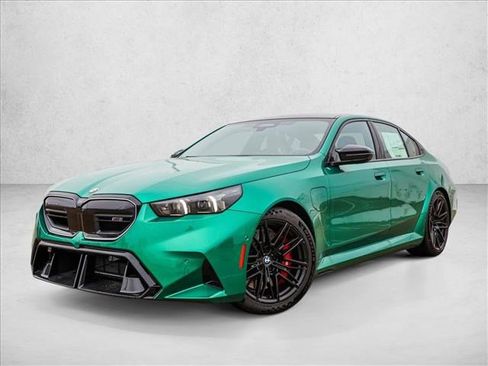 New 2026 BMW M5 image 1