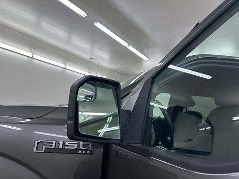 Used 2015 Ford F150 XLT w/ Equipment Group 302A Luxury image 16