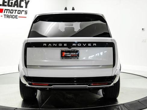 Used 2024 Land Rover Range Rover Autobiography AWD/4WD image 11