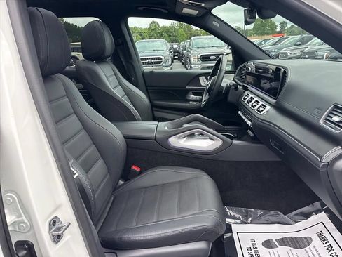 Used 2026 Mercedes-Benz GLS 450 4MATIC image 11