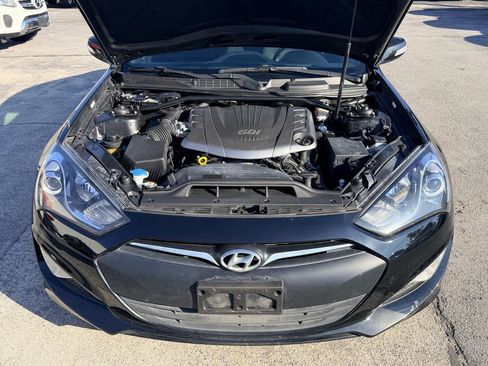 Used 2016 Hyundai Genesis 3.8 RWD image 11