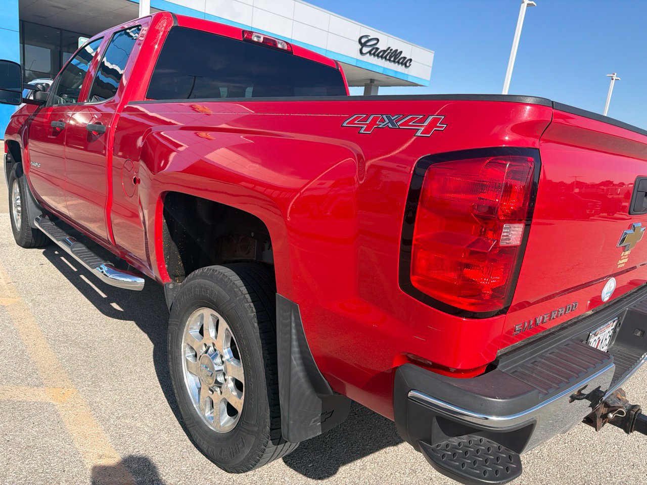Used 2015 Chevrolet Silverado 2500 LT w/ LT Convenience Package AWD/4WD image 7