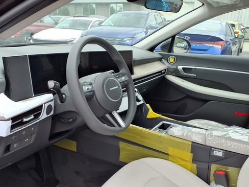 New 2026 Hyundai Sonata Blue FWD image 11