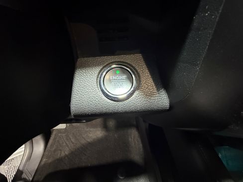 Used 2019 Ford Expedition Max Limited image 30