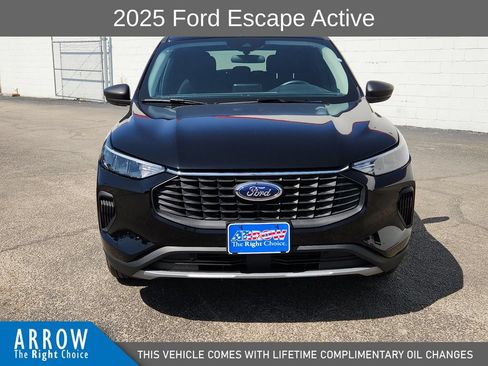 Used 2025 Ford Escape Active FWD image 3