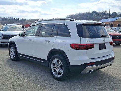 Used 2023 Mercedes-Benz GLB 250 4MATIC image 4