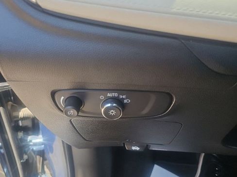 Used 2024 Buick Encore GX Avenir w/ Avenir Technology Package FWD image 11
