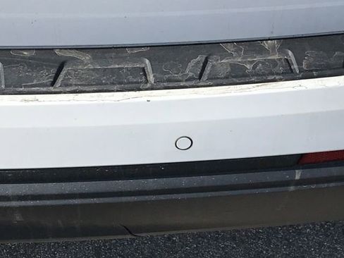 Used 2017 Chevrolet Traverse LT image 4