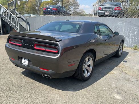 Used 2021 Dodge Challenger SXT w/ Driver Convenience Group image 10