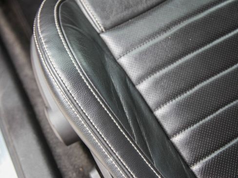 Used 2011 Ford Mustang GT Premium w/ Electronics Pkg RWD image 51