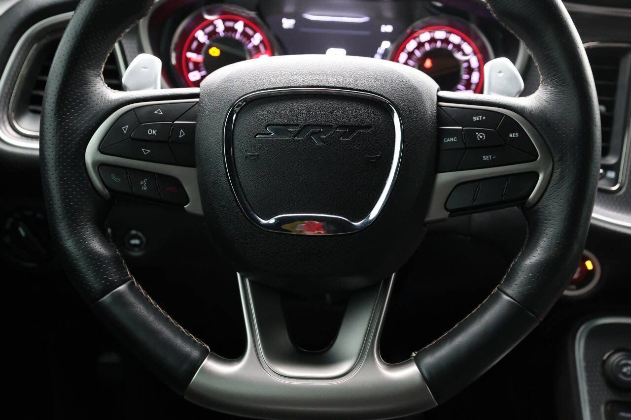 Used 2016 Dodge Challenger SRT Hellcat RWD image 16
