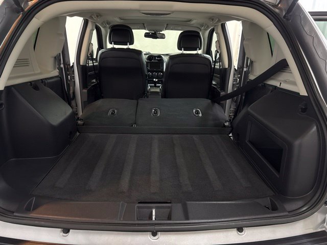Used 2016 Jeep Compass High Altitude FWD image 12