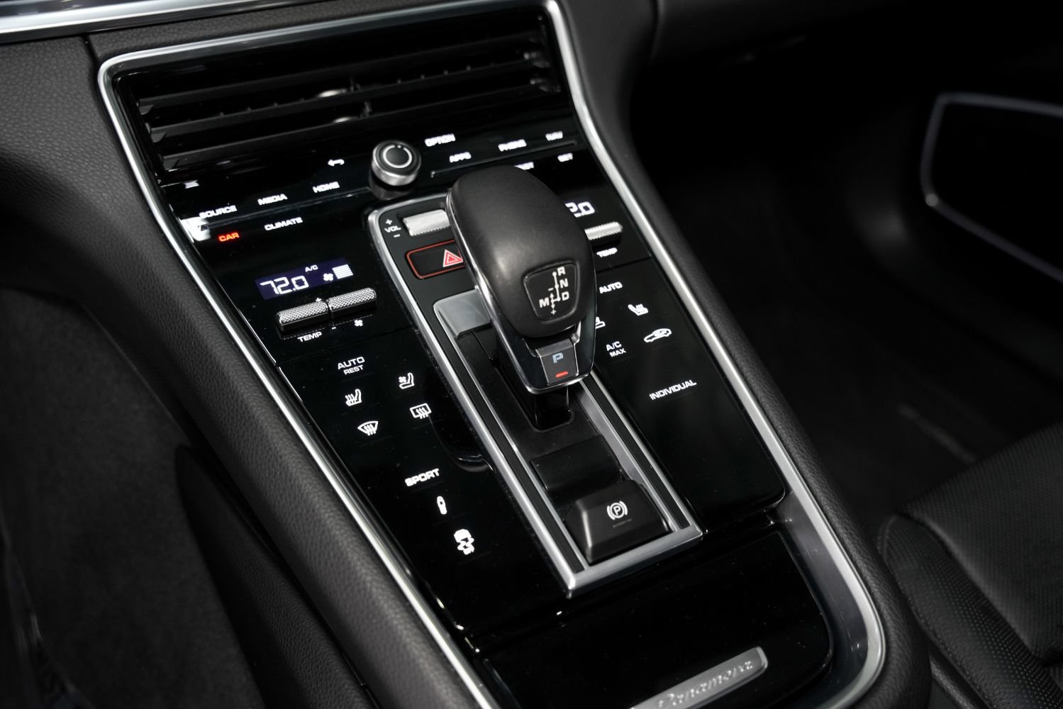 Used 2023 Porsche Panamera 4 Platinum Edition AWD/4WD image 43