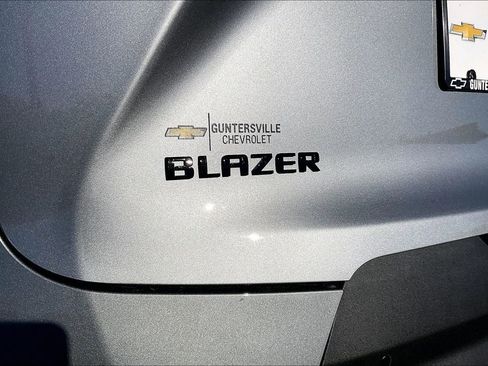 New 2026 Chevrolet Blazer LT w/ Convenience Package FWD image 9