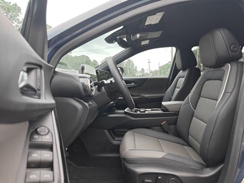 Certified 2026 Chevrolet Equinox LT w/ Convenience Package II AWD/4WD image 5