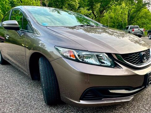 Used 2014 Honda Civic LX image 9