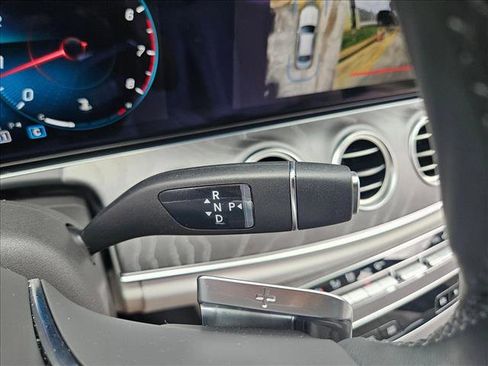 Used 2022 Mercedes-Benz E 350 Sedan image 8