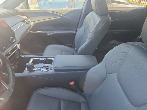 Used 2026 Lexus RX 350 Premium w/ Accessory Package (Z1) FWD image 3