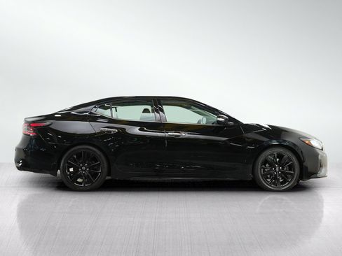 Used 2023 Nissan Maxima SL FWD image 6