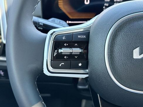 New 2025 Kia Sorento S w/ Panoramic Sunroof Package image 25