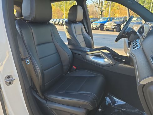 Used 2022 Mercedes-Benz GLE 350 4MATIC image 10