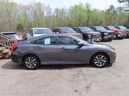 Used 2016 Honda Civic EX image 6