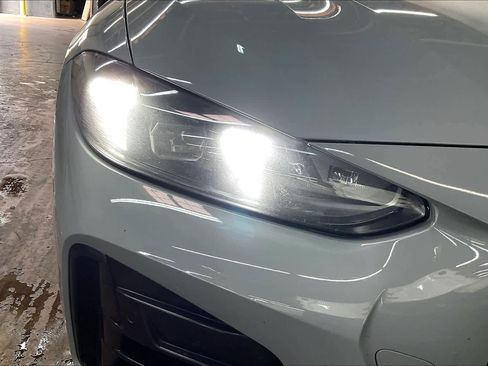 Used 2025 BMW 440i xDrive Convertible w/ Premium Package image 29