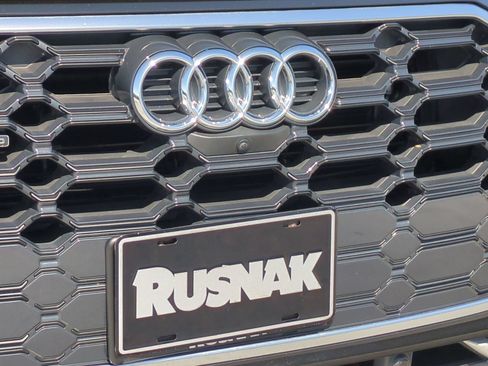 Used 2023 Audi Q5 2.0T Premium Plus w/ Premium Plus Package AWD/4WD image 25