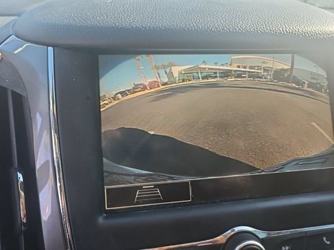 Used 2019 Chevrolet Cruze LT FWD image 5