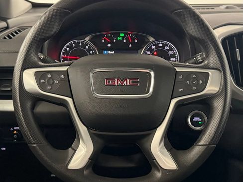 Used 2024 GMC Terrain SLE w/ Driver Convenience Package FWD image 16