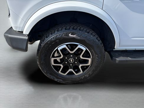 Used 2022 Ford Bronco Outer Banks AWD/4WD image 26