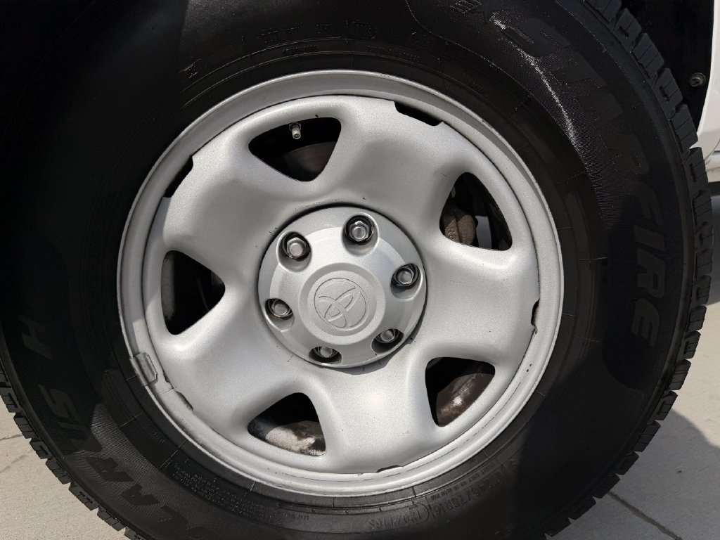Used 2021 Toyota Tacoma SR RWD image 9