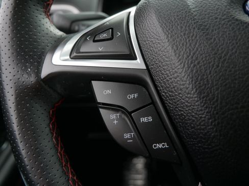 Used 2024 Ford Edge ST-Line w/ Class II Trailer Tow Package AWD/4WD image 21