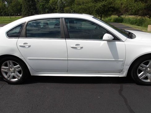 Used 2011 Chevrolet Impala LT w/ Luxury Edition Package FWD image 29