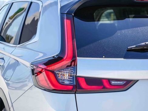 Used 2025 Honda CR-V EX-L image 11