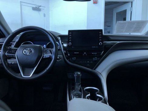 Certified 2023 Toyota Camry XLE w/ Cold Weather Package AWD/4WD image 17