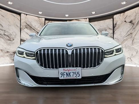 Used 2020 BMW 750i xDrive w/ Autobahn Package AWD/4WD image 2
