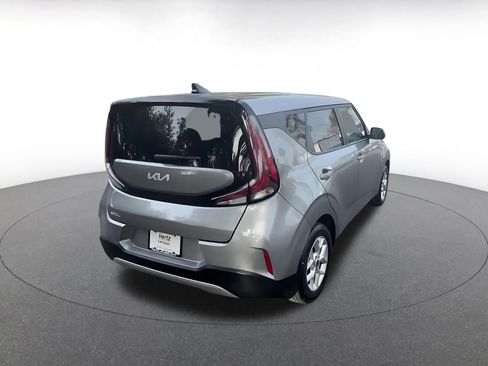 Used 2025 Kia Soul LX w/ LX Technology Package image 14