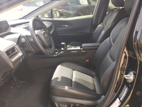 Used 2024 Toyota Prius XLE image 15