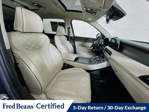 Used 2020 Hyundai Palisade Limited w/ Winter Weather Package image 32