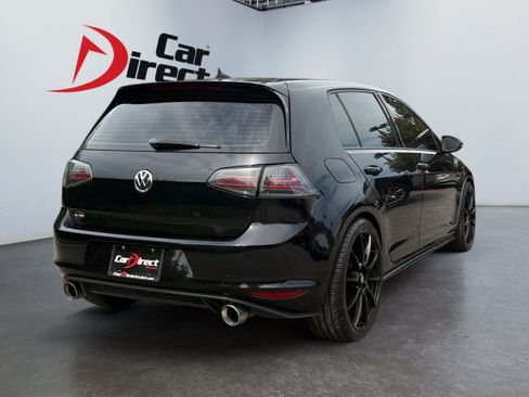 Used 2017 Volkswagen GTI SE FWD image 3