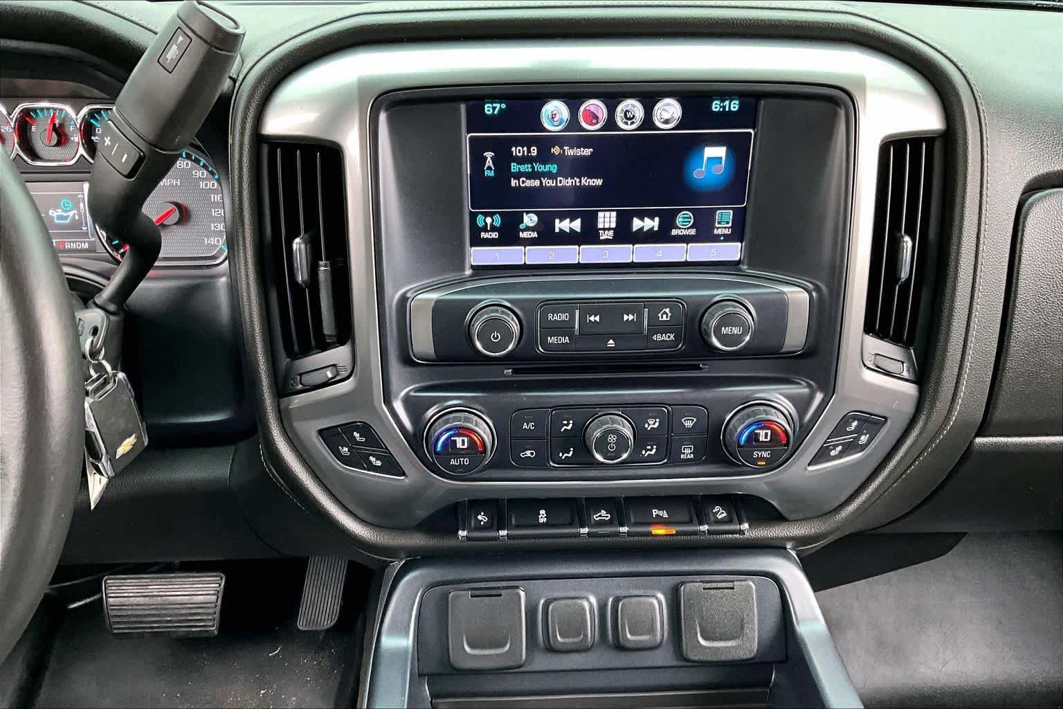 Used 2016 Chevrolet Silverado 1500 LTZ Z71 w/ LTZ Plus Package AWD/4WD image 7